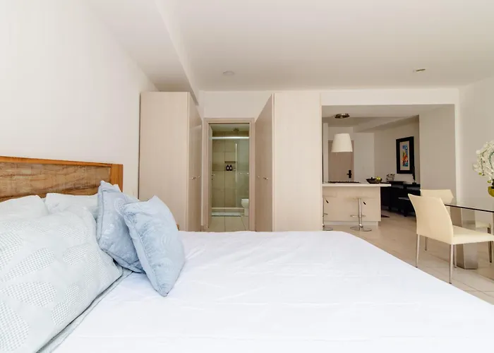 Apartamento J604 - 1br - 1bth *