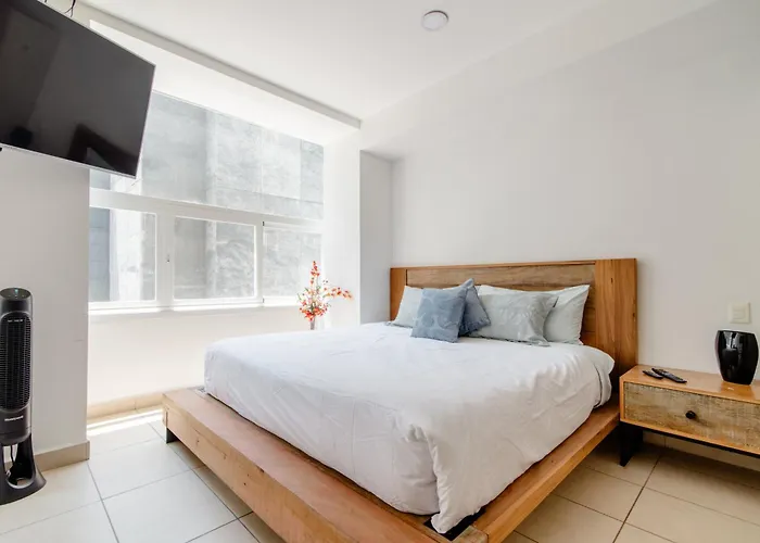 J604 - 1br - 1bth Apartamento *